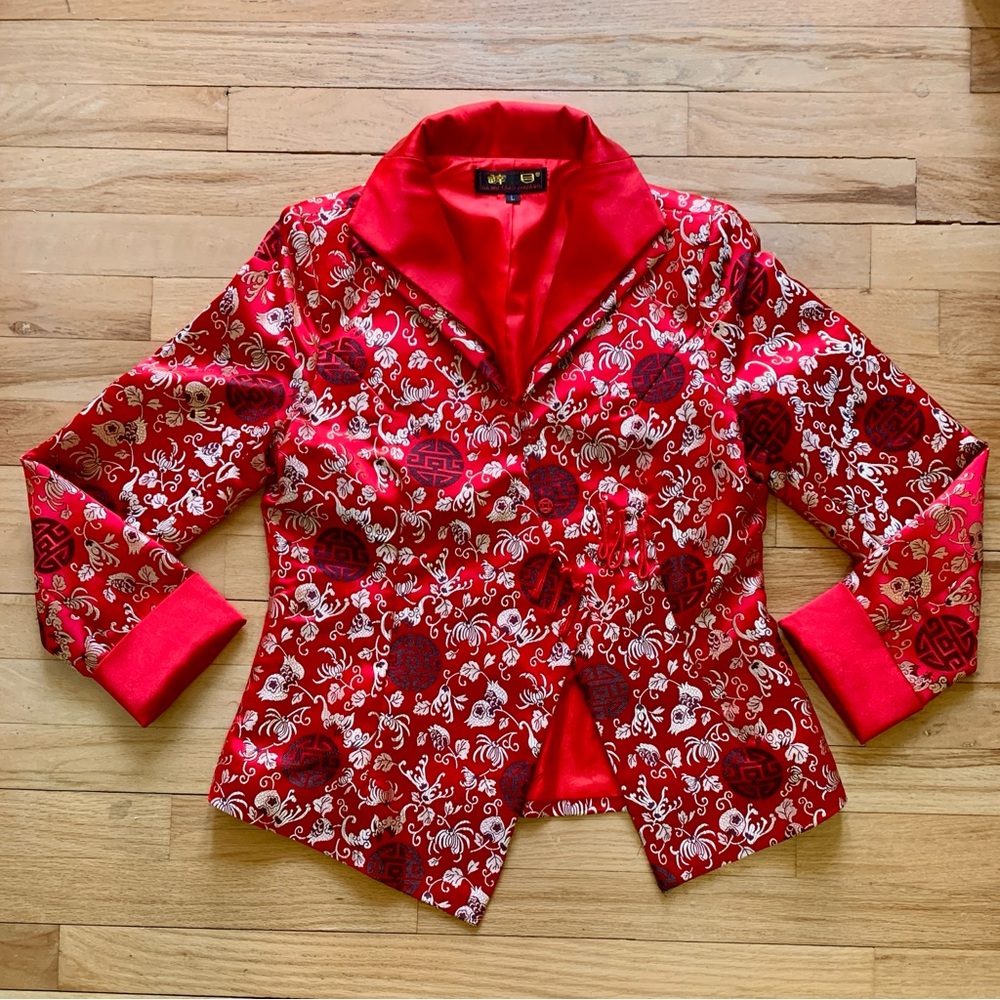 Red Du Mu Tangzhuang Jacket • Chinese-Inspired Satin Brocade • Women’s